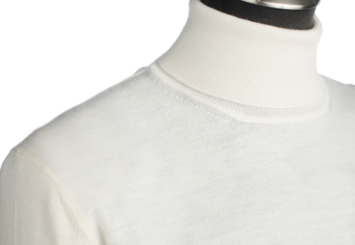 Gran Sasso Extra Fine Merino Wool Turtleneck Sweater in Off-White