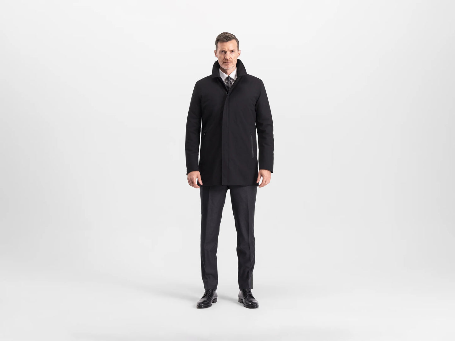 UBR Regulator™ Savile Wool Coat – Black