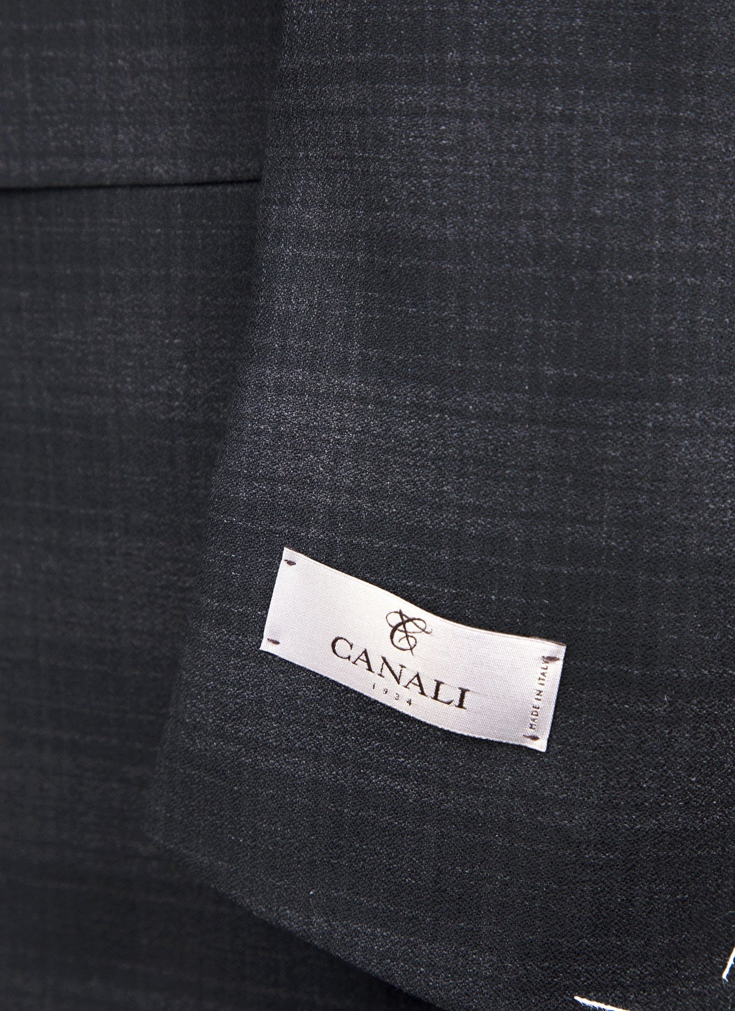 Canali Siena Model Wool Suit in Dark Gray Check